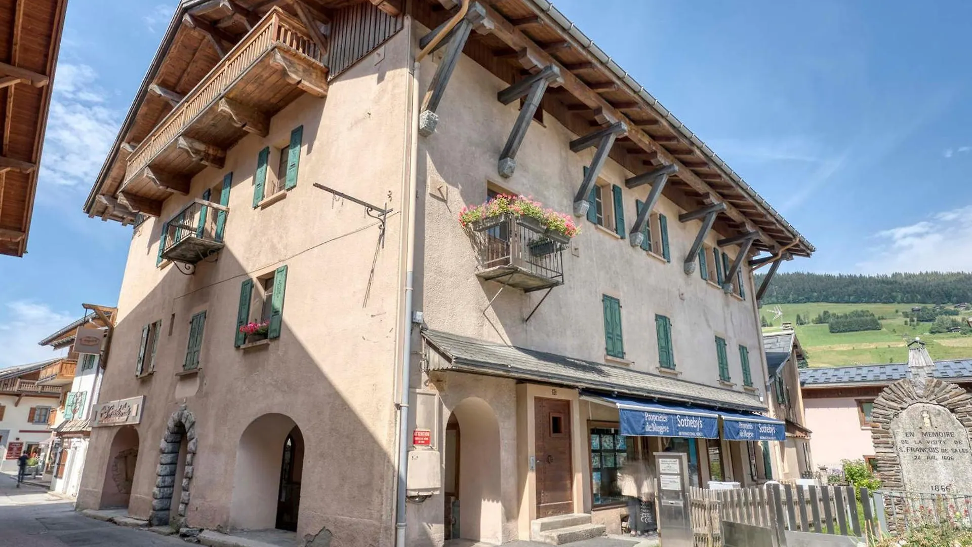Appartement 3 Ch. Renove, Centre De Megeve, Balcon, Cheminee, Parking, 3 Min Telecabine Chamois - Fr-1-453-178 0*, Megeve France